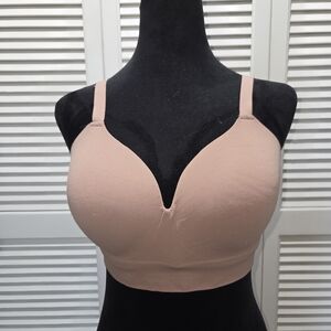 Torrid CURVE Wireless Bra. Size M/36D